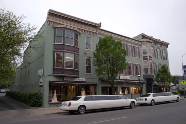 Image of J & B Bridals & Tuxedos shop located in Chambersburg, PA